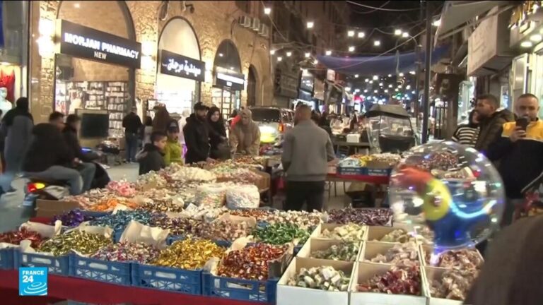 شعوب البلدان العربية تستقبل عيد الفطر بين الفرح وترقب المستقبل