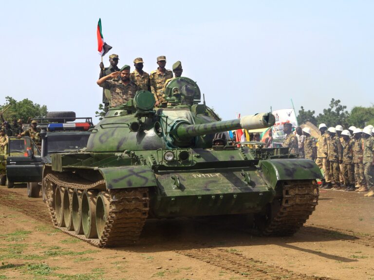 السودان.. تاريخ المسارات الخاطئة والحروب الخاسرة | سياسة السودان.. تاريخ المسارات الخاطئة والحروب الخاسرة | سياسة