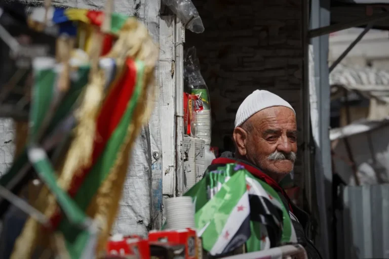 دروز سوريا وعلاقة مرتبكة بالشرع... خطاب التفاهم وواقع التصادم