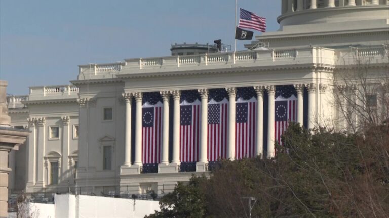 فصائل عراقية تستعد لتسليم السلاح.. خطوة باتجاه العمل السياسي ام لتراجع الدعم؟ قناة الرشيد الفضائية