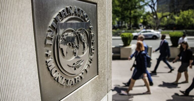 اقتصاد الشرق مع Bloomberg