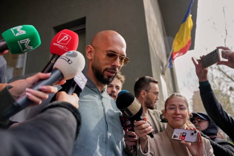 معلمون يكشفون تأثير أندرو تيت المرعب على الأولاد معلمون يكشفون تأثير أندرو تيت المرعب على الأولاد