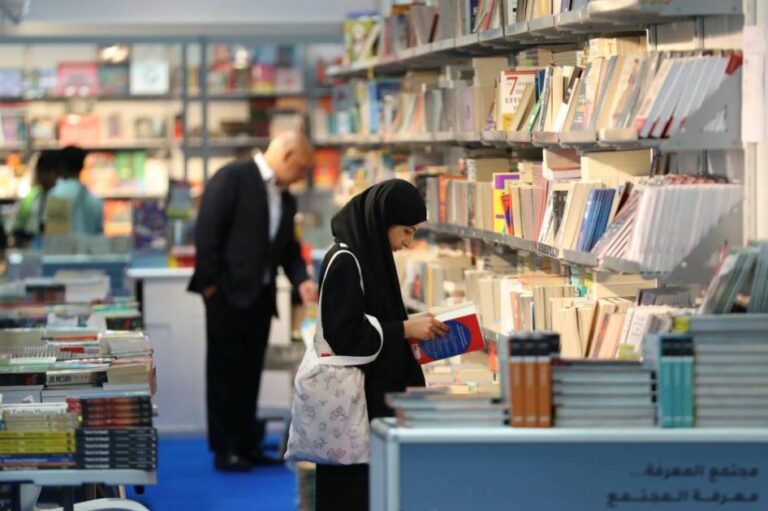 «أبوظبي للكتاب» منصة رائدة لإنتاج المعرفة