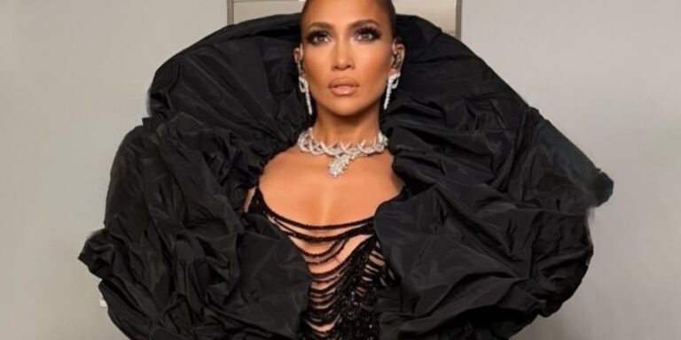 "وشاح الكشكش".. لمسة زهير مراد التي لم تقاومها جميلات مهرجان كان 2025 وواكبتها جي لو في نيويورك