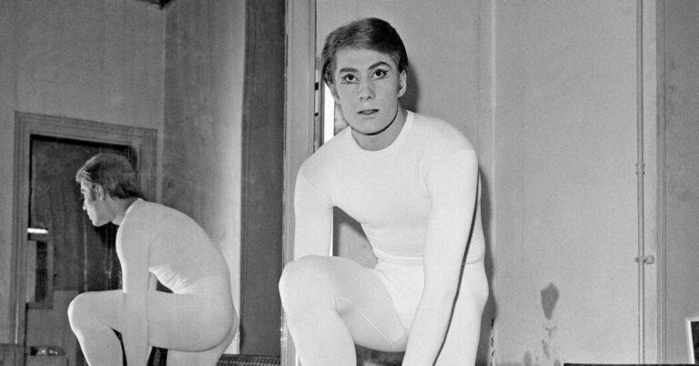 يموت Jean-Pierre Bonnefoux ، مدير Ballet Charlotte والراقصة ، في 82