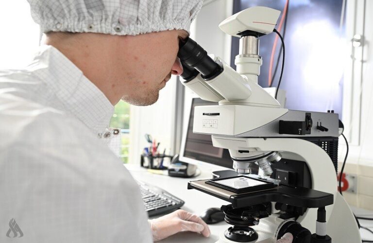 ابتكار طلاء ذكي يمكن استخدامه في صناعات الطيران وهندسة السيارات والطب » وكالة الانباء العراقية (واع) ابتكار طلاء ذكي يمكن استخدامه في صناعات الطيران وهندسة السيارات والطب