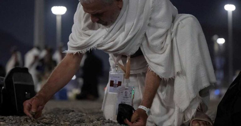 "الخذف".. حصى شعيرة رمي الجمرات في الحج