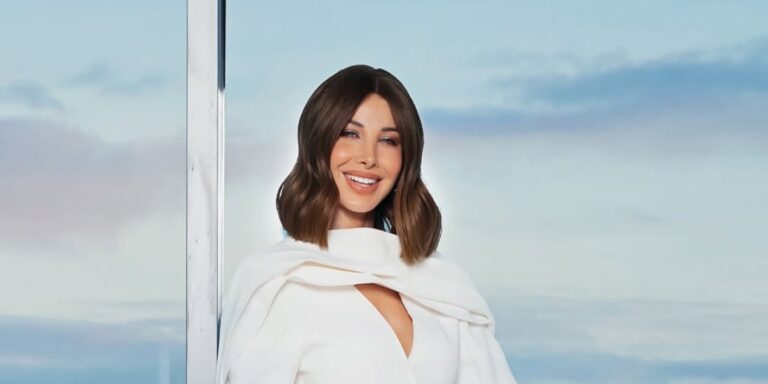 الكليبات الغنائية كمنصة عروض أزياء.. كيف تنعكس الأغنية على إطلالات النجمات! الكليبات الغنائية كمنصة عروض أزياء.. كيف تنعكس الأغنية على إطلالات النجمات!