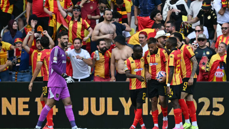 بلايلي وبن سعيد يقودان الترجي لأول فوز عربي في كأس العالم للأندية على حساب لوس أنجلس بلايلي وبن سعيد يقودان الترجي لأول فوز عربي في كأس العالم للأندية على حساب لوس أنجلس