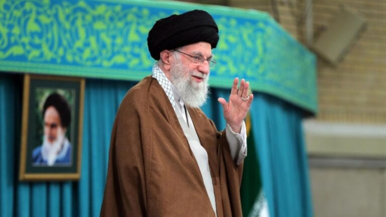 بيانات وفتاوى تحذّر من استهداف المرشد الإيراني.. هل يغيّر ترامب ونتنياهو حساباتهما؟ » وكالة بغداد اليوم الاخبارية