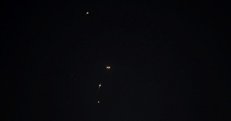 قطر تدين استهداف إيران لقاعدة العديد الأميركية وتدعو إلى "وقف فوري" للأعمال العسكرية