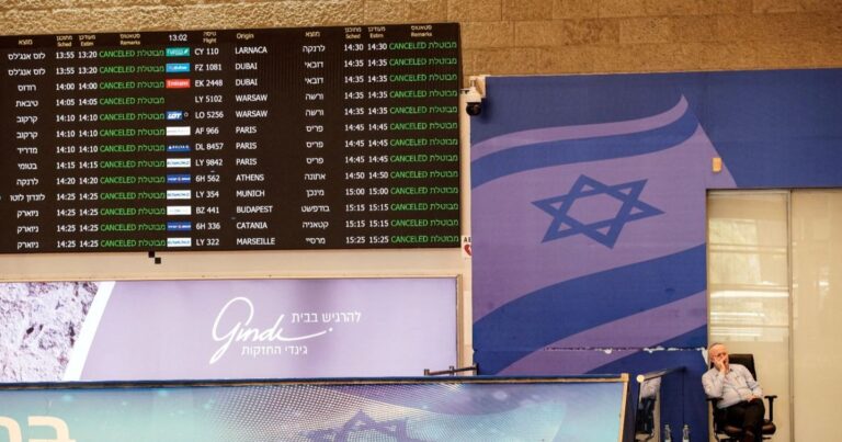 حرب إسرائيل إيران تدفع شركات طيران إلى تعليق رحلاتها للمنطقة الرئيس الإيراني: لم نسع للحرب.. ولأميركا دور مباشر في الهجمات الإسرائيلية