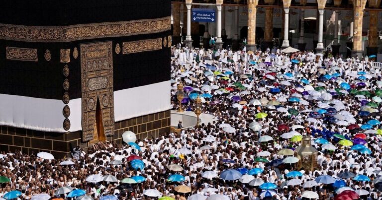 "طريق مكة".. تطبيقات ومبادرات تعيد تعريف تجربة الحج في العصر الرقمي