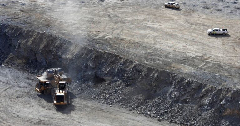 خطة واشنطن لكسر هيمنة الصين على المعادن النادرة أميركا والصين.. الهدنة التجارية لم تحل مسألة المعادن النادرة ذات الاستخدام العسكري