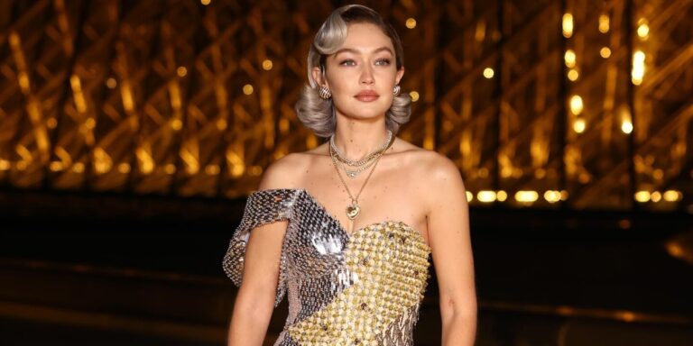 عاشقات الموضة يتنافسن برقي في حفل Grand Dîner du Louvre.. الفساتين الطويلة تسيطر عاشقات الموضة يتنافسن برقي في حفل Grand Dîner du Louvre.. الفساتين الطويلة تسيطر