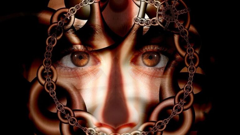 هلوسات مرعبة وأصوات غريبة… ماذا يفعل الفصام بالعقل؟ هلوسات مرعبة وأصوات غريبة… ماذا يفعل الفصام بالعقل؟