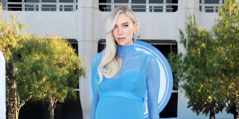 10 إطلالات ملهمة للحامل الأنيقة من وحي فانيسا كيربي للسهرات الفخمة 10 إطلالات ملهمة للحامل الأنيقة من وحي فانيسا كيربي للسهرات الفخمة