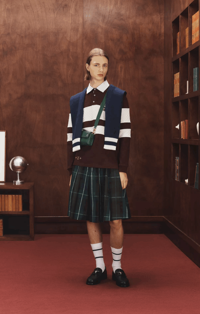 أزياء
                        مجموعة Louis Vuitton الرجالية لخريف 2026
                        
                            29 تموز 2025