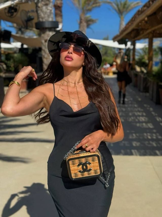 إطلالات المشاهير
                        إطلالة فوز الفهد : أنوثة ناعمة بالأناقة الكلاسيكية بالأسود
                        
                            02 تموز 2025 إطلالات المشاهير
                        إطلالة فوز الفهد : أنوثة ناعمة بالأناقة الكلاسيكية بالأسود
                        
                            02 تموز 2025