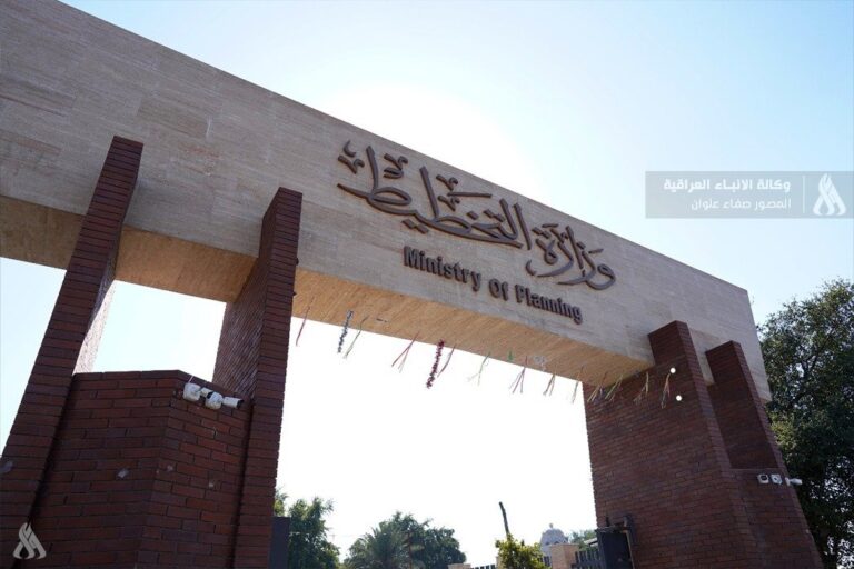 التخطيط: البرنامج الحكومي ركز على توفير فرص العمل في القطاع الخاص