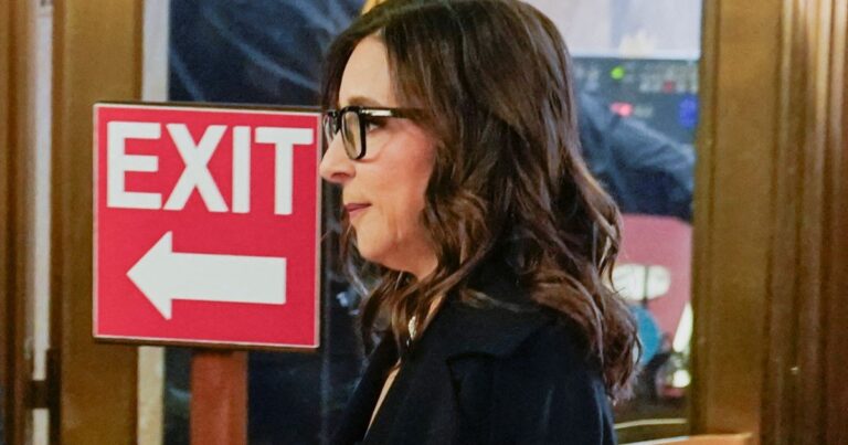 الرئيسة التنفيذية لـ”إكس” تستقيل رسمياً من منصبها "إكس" تفتح المجال أمام الذكاء الاصطناعي لكتابة "ملاحظات المجتمع"