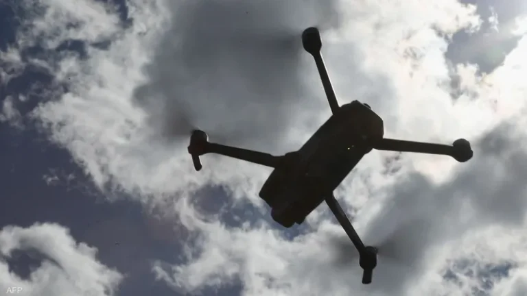 المسيّرات فوق القانون والدولة في موقف العاجز.. هل آن أوان التشريع؟ المسيّرات فوق القانون والدولة في موقف العاجز.. هل آن أوان التشريع؟