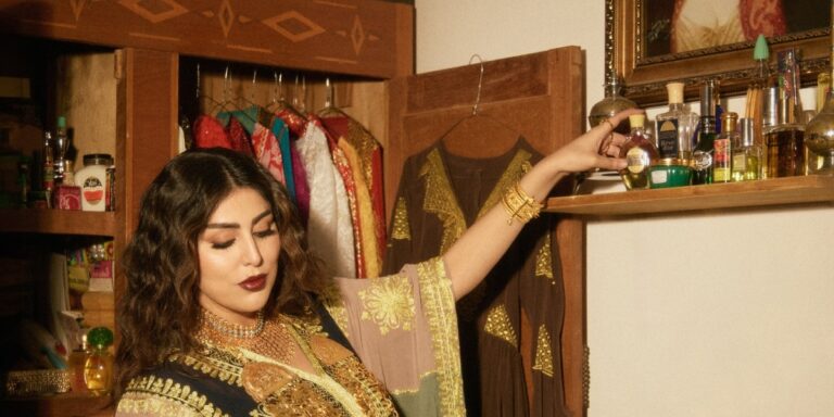 النجمات والمؤثرات يحتفلن باليوم الوطني الكويتي بإطلالات يغلب على بعضها الطابع التراثي.. رصدنا لكم أجملها