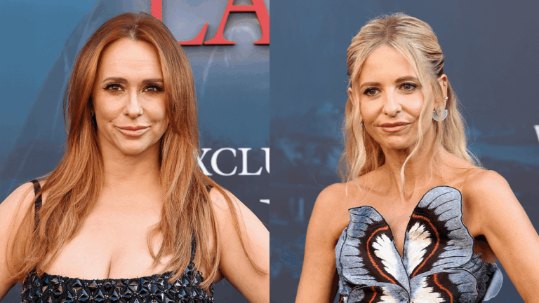 Jennifer Love Hewitt and Sarah Michelle Gellar