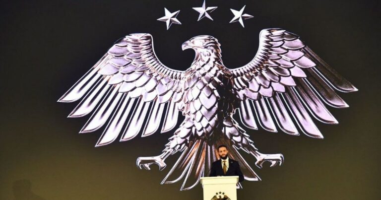 سوريا تغيّر شعار الدولة.. والشرع: بلادنا لا تقبل التقسيم حماية أقليات سوريا الدينية.. قلق يتجدد بعد تفجير "مار إلياس" في دمشق