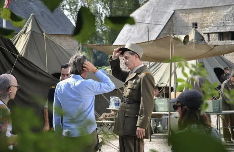 شارل ديغول… القائد الذي لم يمت بعد شارل ديغول... القائد الذي لم يمت بعد