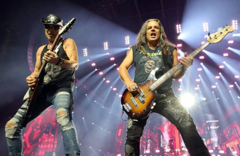 صهينة وشيطنة وتطبيع… مصريون يبررون لمنع حفل “العقارب” صهينة وشيطنة وتطبيع... مصريون يبررون لمنع حفل "العقارب"