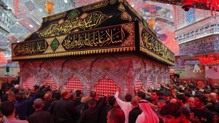 ضريح الإمام الحسين (ع): ايقونة العشق ومنبر الثورة والصمود