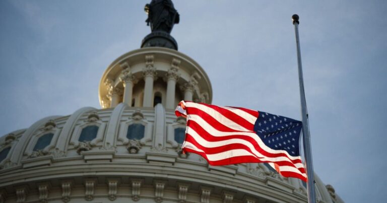 قانون ترمب الضريبي سيضيف 3.4 تريليون دولار إلى عجز الموازنة اقتصاد الشرق مع Bloomberg