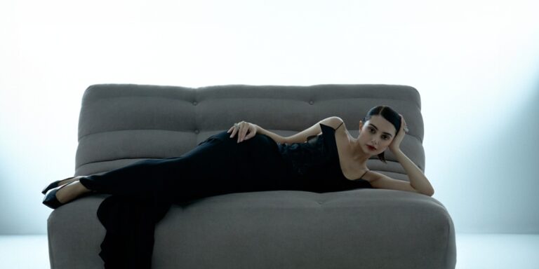 ماريتا الحلاني بشعر قصير وإطلالات كلاسيكية.. هل قصدت أن تعكس شخصيتها القوية بعد الانفصال؟ ماريتا الحلاني بشعر قصير وإطلالات كلاسيكية.. هل قصدت أن تعكس شخصيتها القوية بعد الانفصال؟