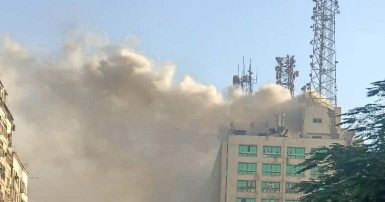 بعد السيطرة على حريق بمنزل لرئيس الوزراء.. الشرطة البريطانية تعتقل مشتبهاً به