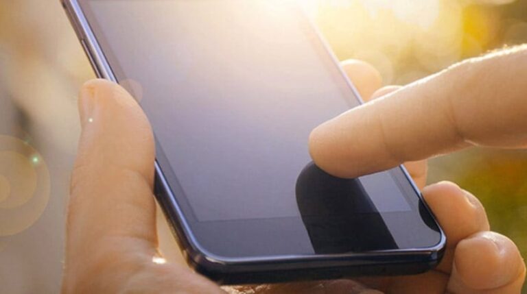 مع صيف العراق اللاهب.. كيف تحمي هاتفك من ارتفاع الحرارة الشديد ؟ » وكالة بغداد اليوم الاخبارية مع صيف العراق اللاهب.. كيف تحمي هاتفك من ارتفاع الحرارة الشديد ؟ » وكالة بغداد اليوم الاخبارية