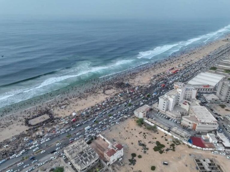 مهرجان البلدة… هدية حضرمية لنسيان هم الحرب مهرجان البلدة... هدية حضرمية لنسيان هم الحرب