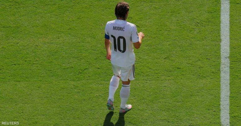 ميلان الإيطالي يعلن ضم لوكا مودريتش رسميا