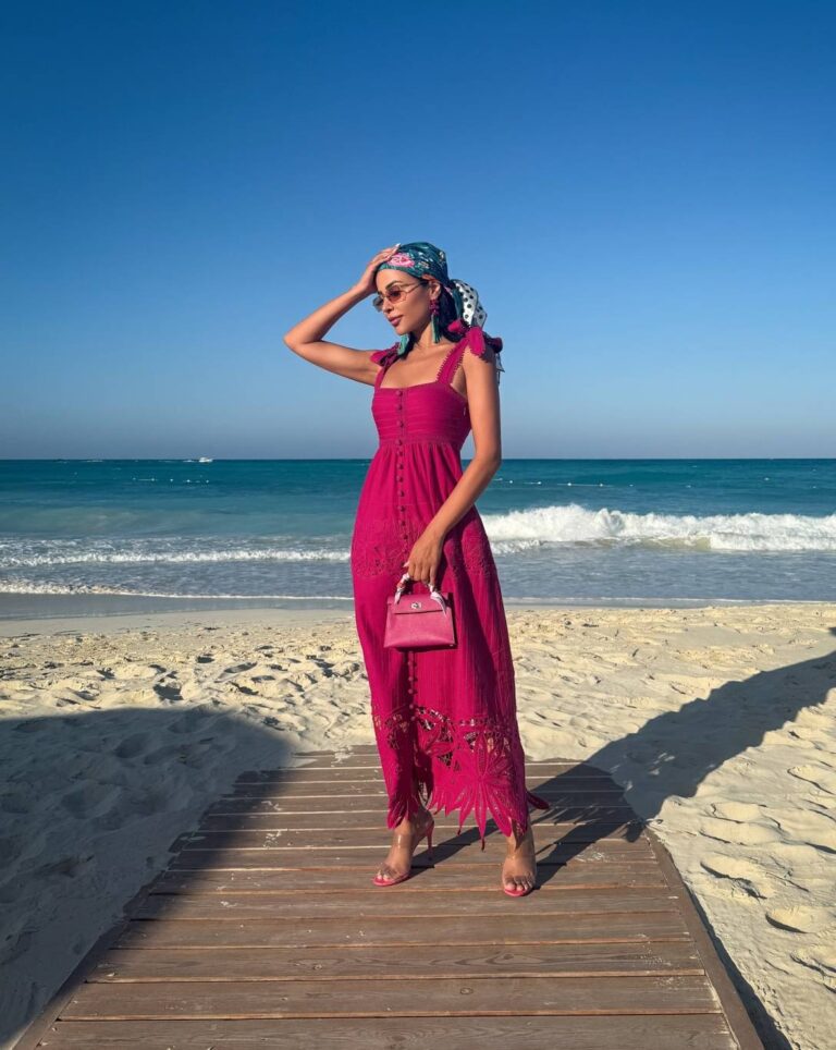 إطلالات المشاهير
                        استوحي إطلالاتك الصيفية الأنيقة من مهيرة عبد العزيز في الساحل الشمالي
                        
                            25 آب 2025 إطلالات المشاهير
                        استوحي إطلالاتك الصيفية الأنيقة من مهيرة عبد العزيز في الساحل الشمالي
                        
                            25 آب 2025