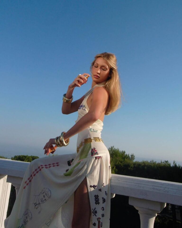 إطلالات المشاهير
                        بيلا حديد بإطلالة فلسطينية مليئة بالرموز 
                        
                            15 آب 2025 إطلالات المشاهير
                        بيلا حديد بإطلالة فلسطينية مليئة بالرموز 
                        
                            15 آب 2025