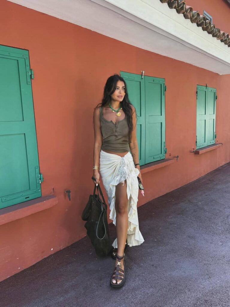 إطلالات المشاهير
                        فوزازا بإطلالة جريئة في موناكو 
                        
                            09 آب 2025 إطلالات المشاهير
                        فوزازا بإطلالة جريئة في موناكو 
                        
                            09 آب 2025