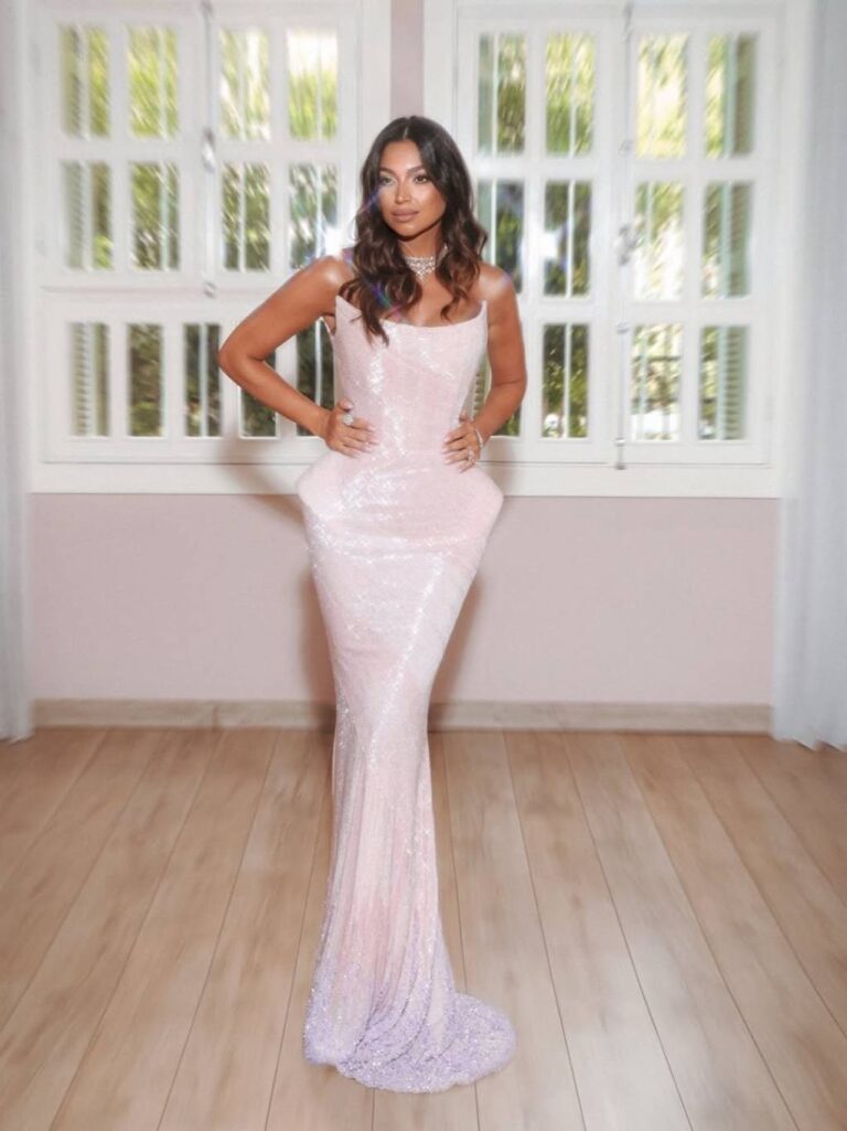 إطلالات النجوم
                        نجمتان تعتمدان صيحة القصّة الهيكلية البارزة عند الخصر
                        
                            04 آب 2025 إطلالات النجوم
                        نجمتان تعتمدان صيحة القصّة الهيكلية البارزة عند الخصر
                        
                            04 آب 2025