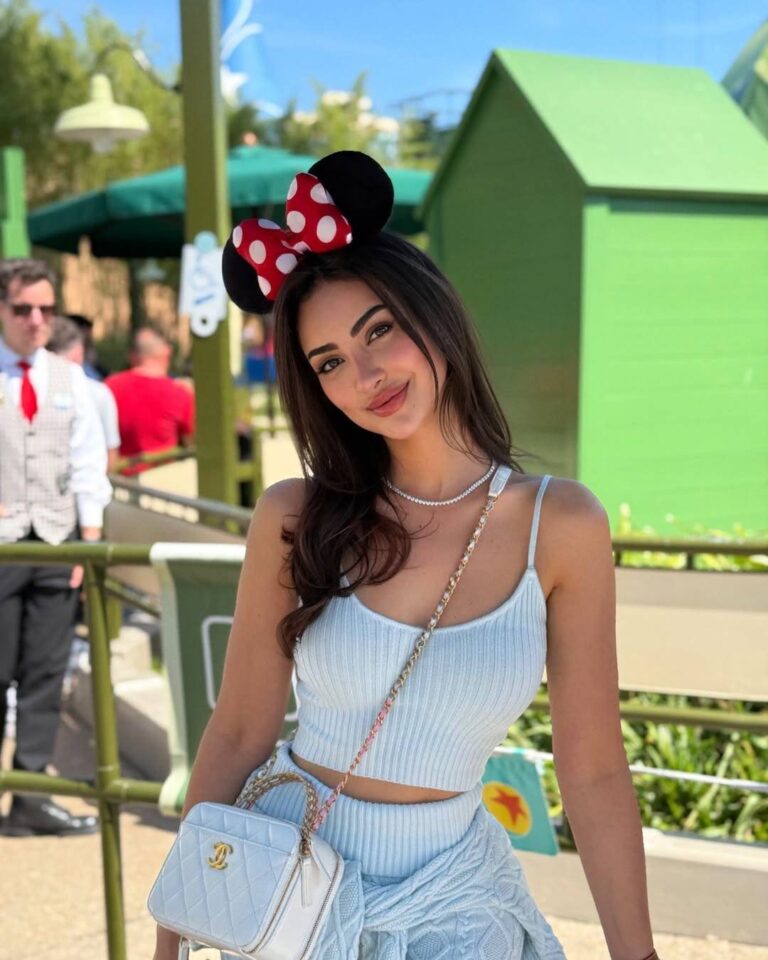 إطلالات النجوم
                        نور الغندور… صيف جريء بأناقة متجدّدة
                        
                            22 آب 2025 إطلالات النجوم
                        نور الغندور... صيف جريء بأناقة متجدّدة
                        
                            22 آب 2025