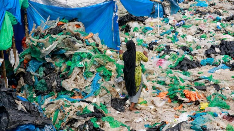 إنتاج يتزايد وأضرار تتفاقم – DW – 2025/8/11 إنتاج يتزايد وأضرار تتفاقم – DW – 2025/8/11