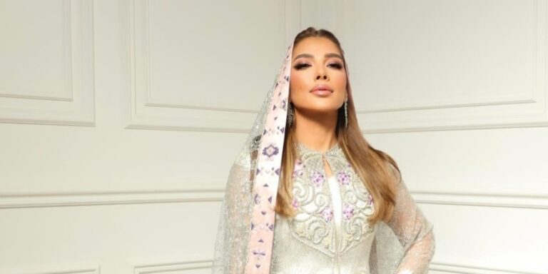 اخترنا لكِ مجموعة مميزة من إطلالات النجمات خلال حفلاتهن بالسعودية وتناسب الاحتفاء بـ يوم التأسيس أيضًا