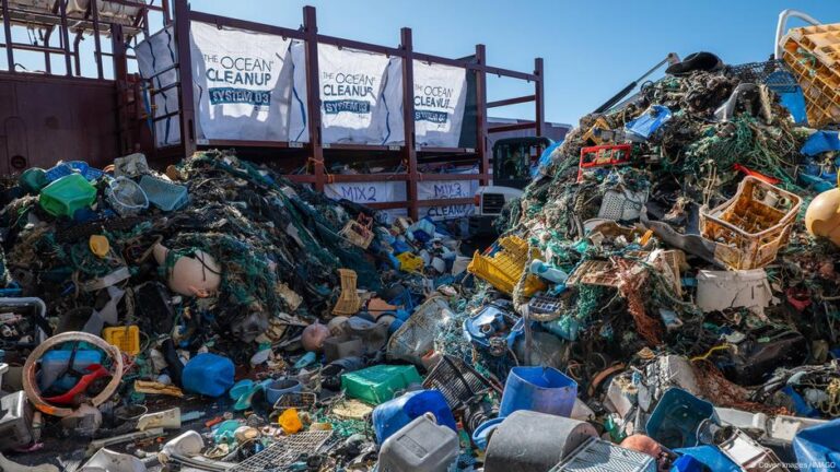 استنشاق جزيئات البلاستيك يوميا – ما حجم الخطر الذي لا نراه؟ – DW – 2025/8/5 استنشاق جزيئات البلاستيك يوميا - ما حجم الخطر الذي لا نراه؟ – DW – 2025/8/5