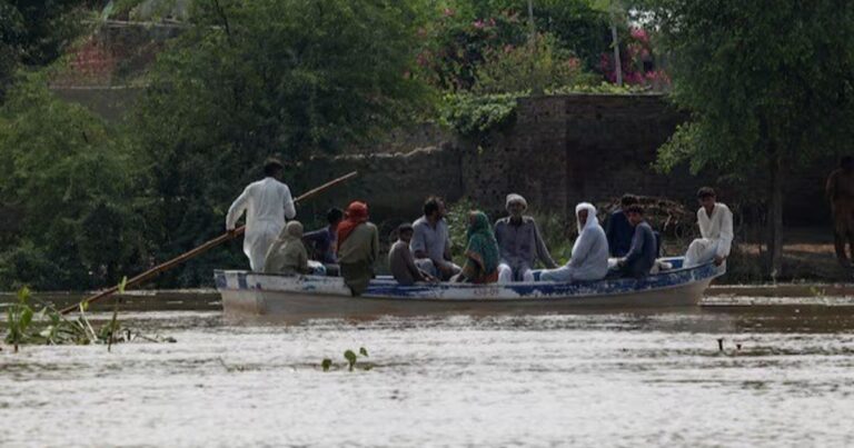باكستان.. الأمطار الغزيرة والسيول تودي بحياة مئات الأشخاص