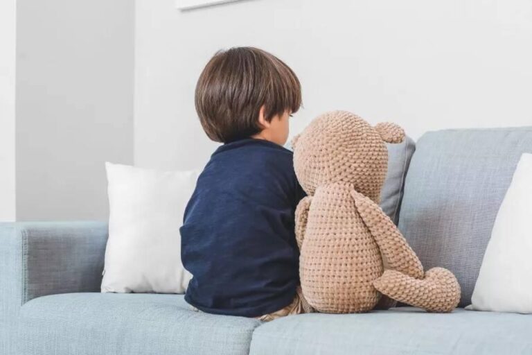 دواء للصرع يقلل أعراض طيف التوحد بجرعة واحدة