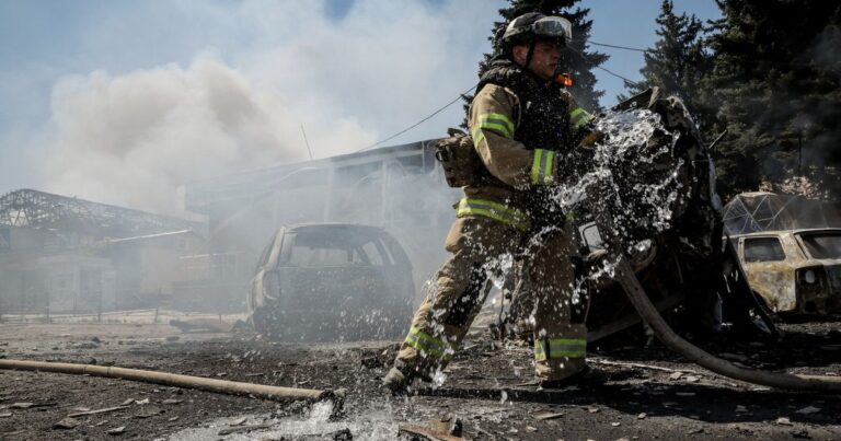 ضحايا ومصابون في حادث قطار مروع بشمال روسيا
