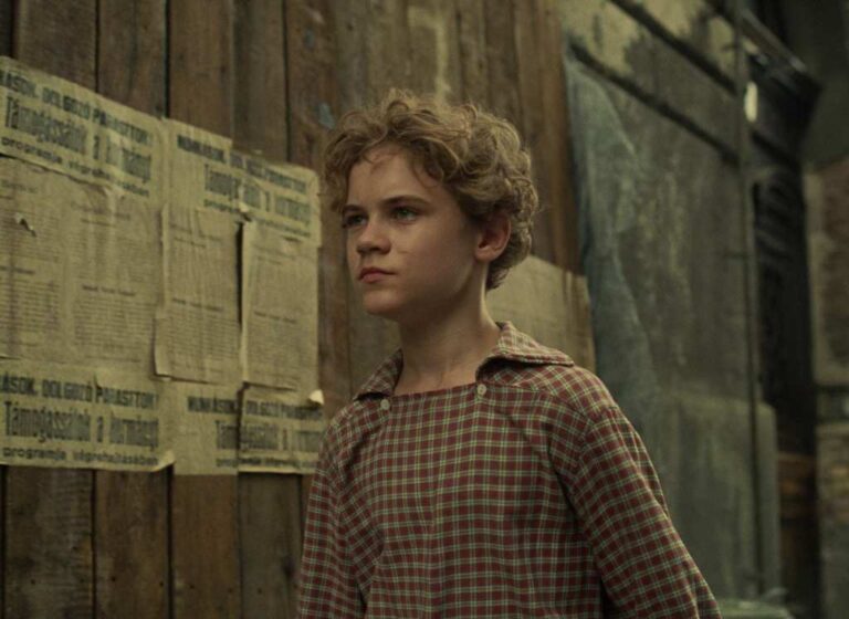 فشلت دراما لاسزلو نوبل بعد الحرب في هبوط ضربة قاتلة فشلت دراما لاسزلو نوبل بعد الحرب في هبوط ضربة قاتلة